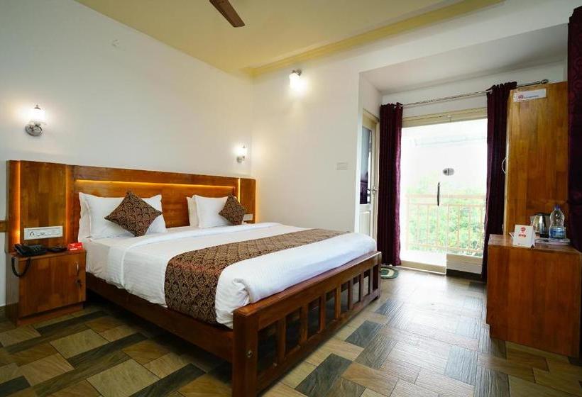 בית מלון כפרי Oyo 14253 Lime Light Resort