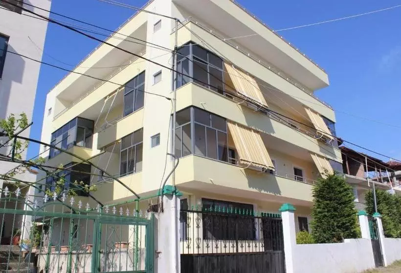 Majatalo Haka Guesthouse