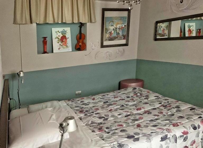 بنسيون Locanda Cortiletto D'alba