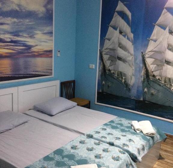 پانسیون Nana's House