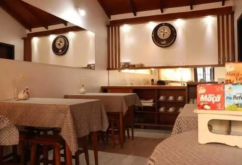 پانسیون Pousada Hencke Haus