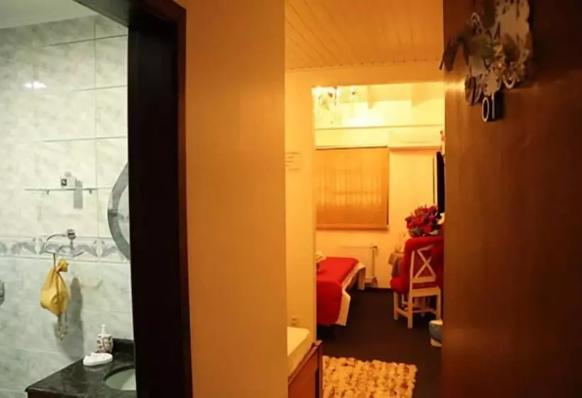 پانسیون Pousada Hencke Haus