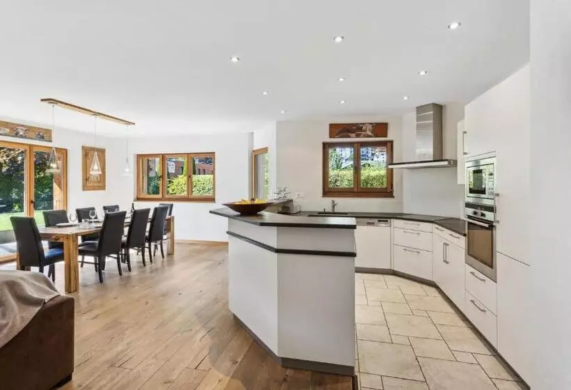 The Lodge By Mrs Miggins