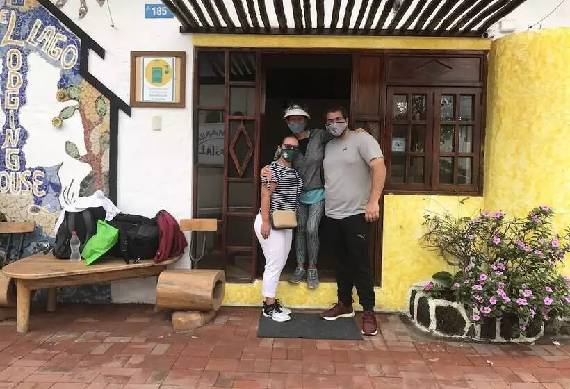 Casa Del Lago Lodging House