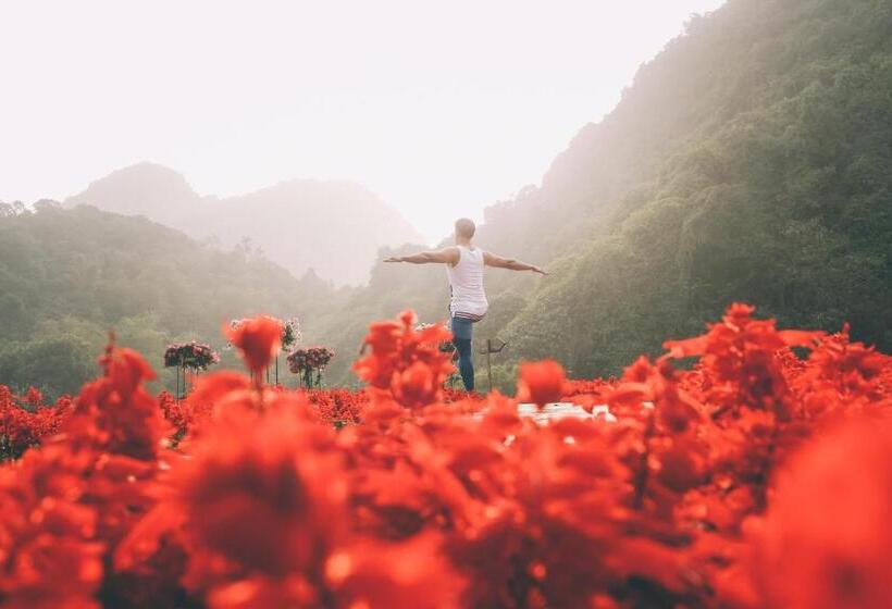 Hotel Thung Nham Resort