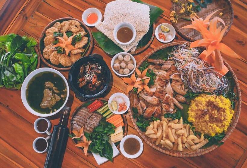 Hotel Thung Nham Resort