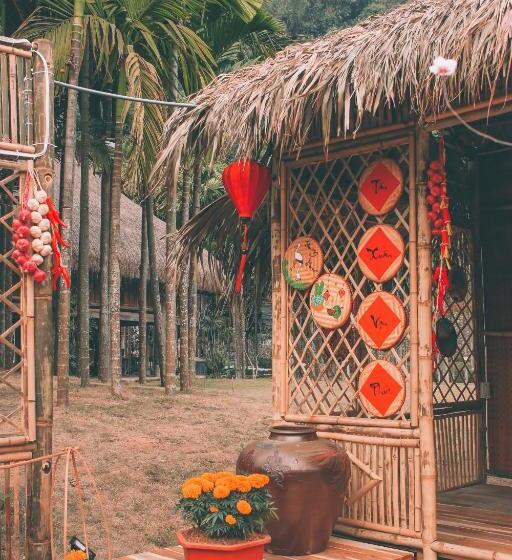 Hotel Thung Nham Resort