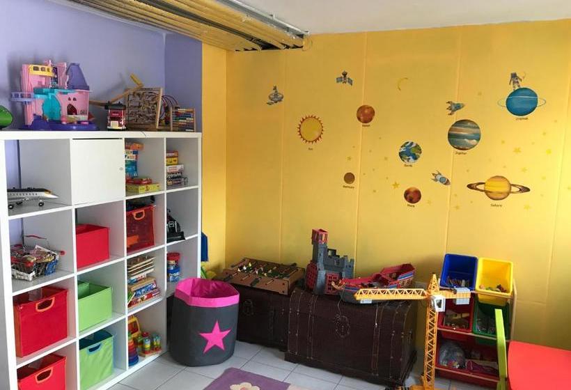 هتل Wein  & Ferienhaus Jörg Weirich