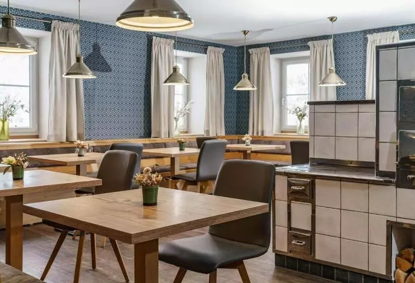 Landhaus Hubertus Wellness & Breakfast