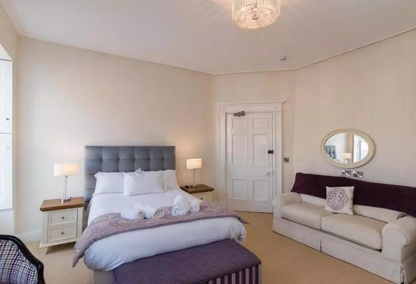 No 46 Marine Terrace