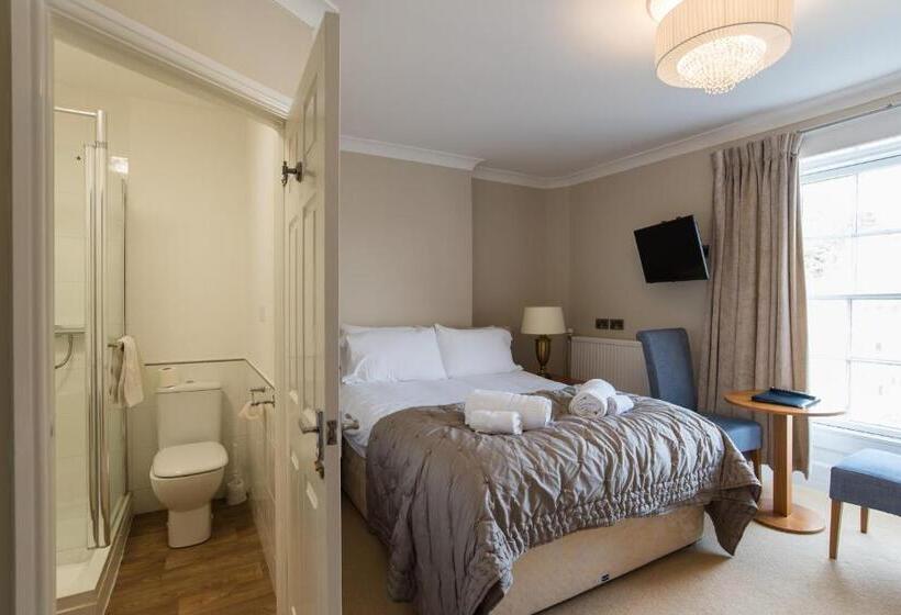 No 46 Marine Terrace