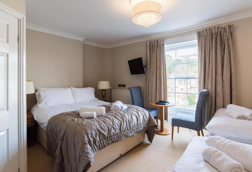 No 46 Marine Terrace