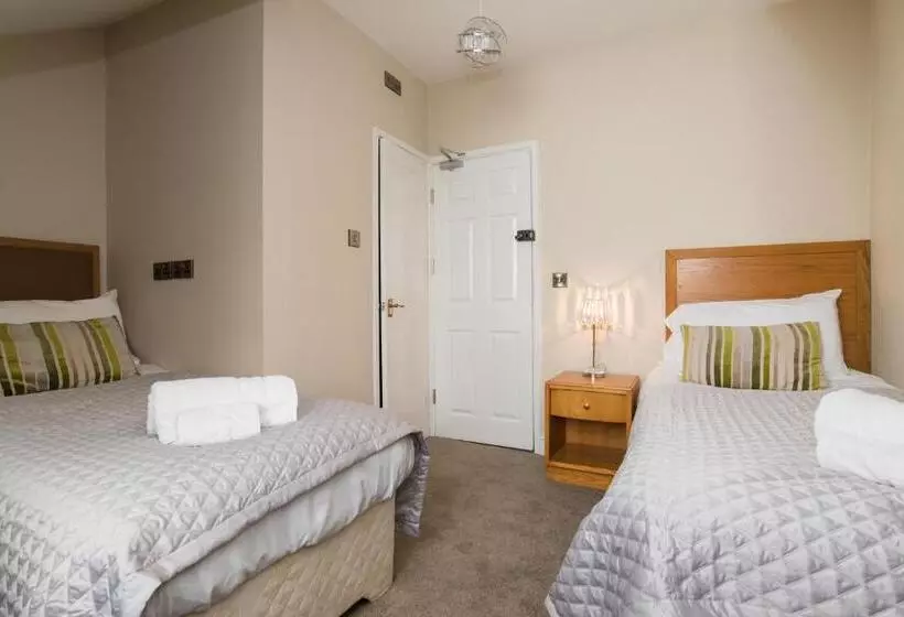 No 46 Marine Terrace