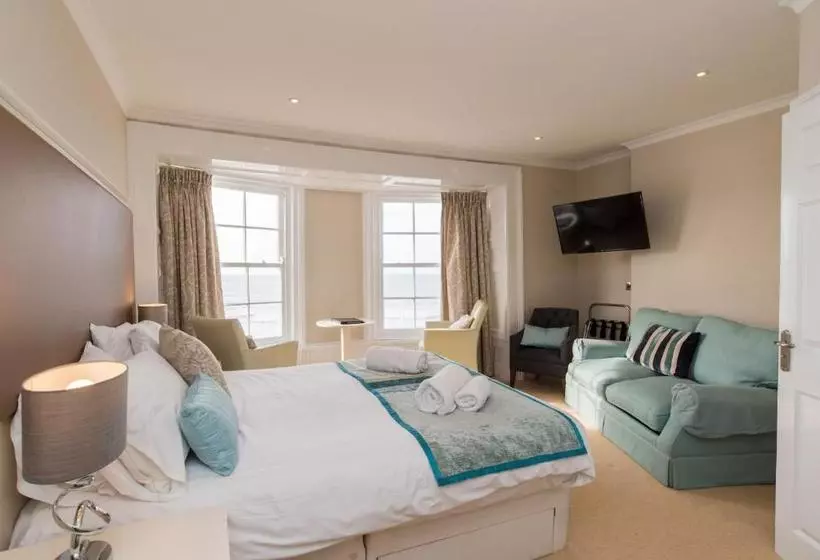 No 46 Marine Terrace