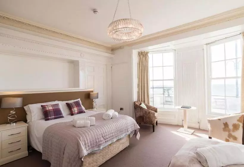 No 46 Marine Terrace