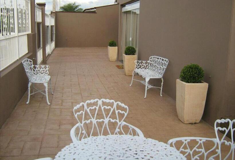 پانسیون Cantinho Delmar