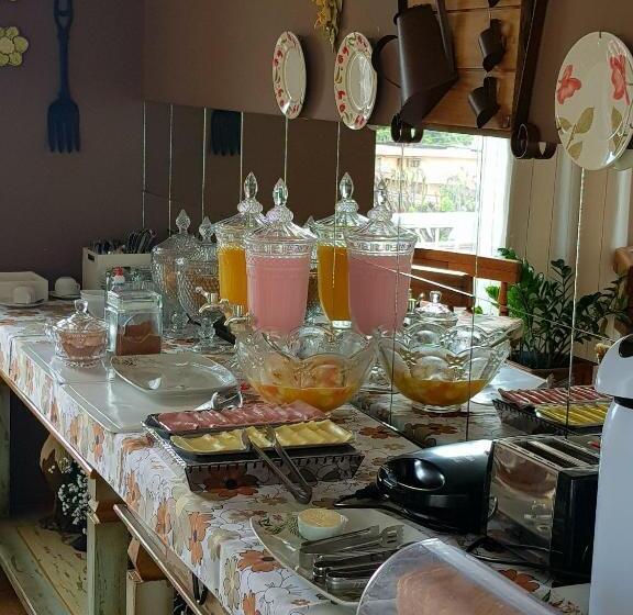 پانسیون Cantinho Delmar