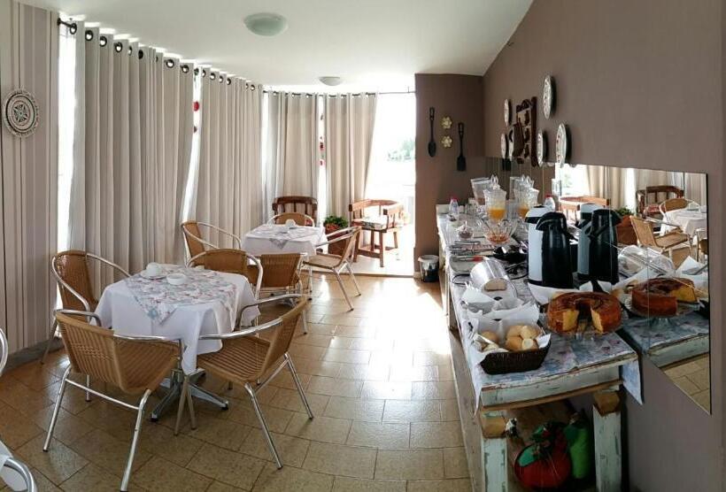 پانسیون Cantinho Delmar