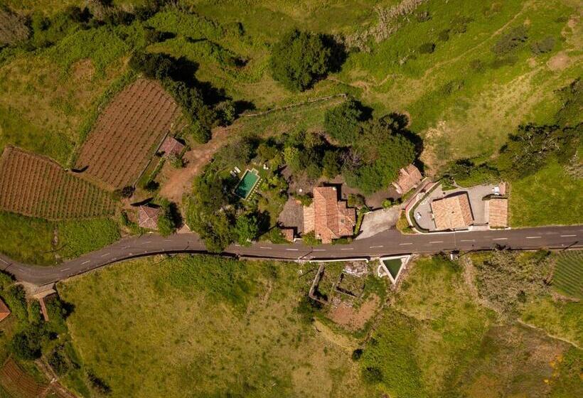 پانسیون Casa Da Muda