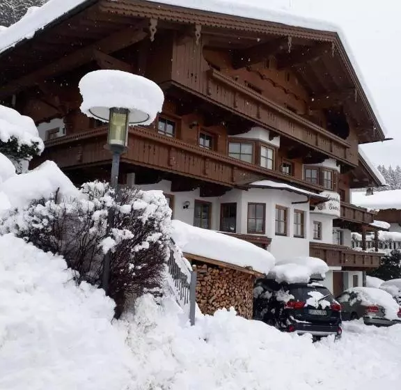 Majatalo Landhaus Granat