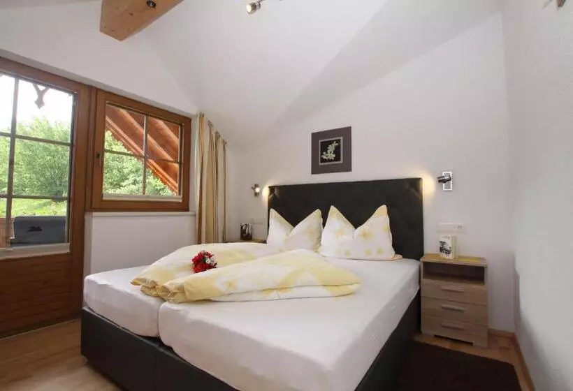 Majatalo Landhaus Granat