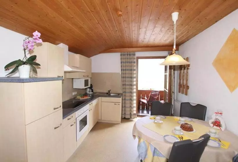 Majatalo Landhaus Granat