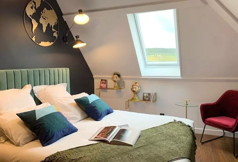 ホテル Hôtel   Restaurant Le Globe