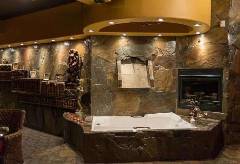 Mariaggi's Theme Suite Hotel & Spa