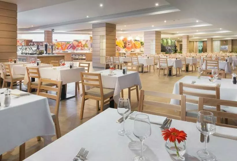 Elba Lanzarote Royal Village Resort