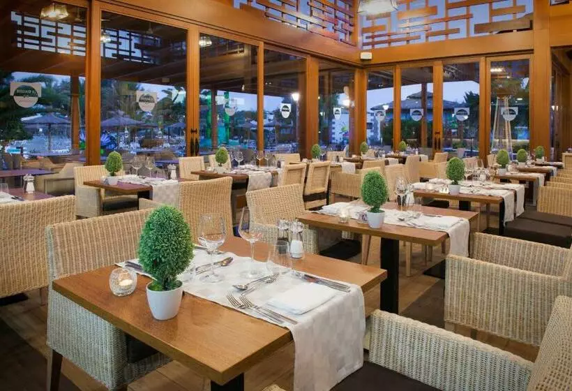 Elba Lanzarote Royal Village Resort