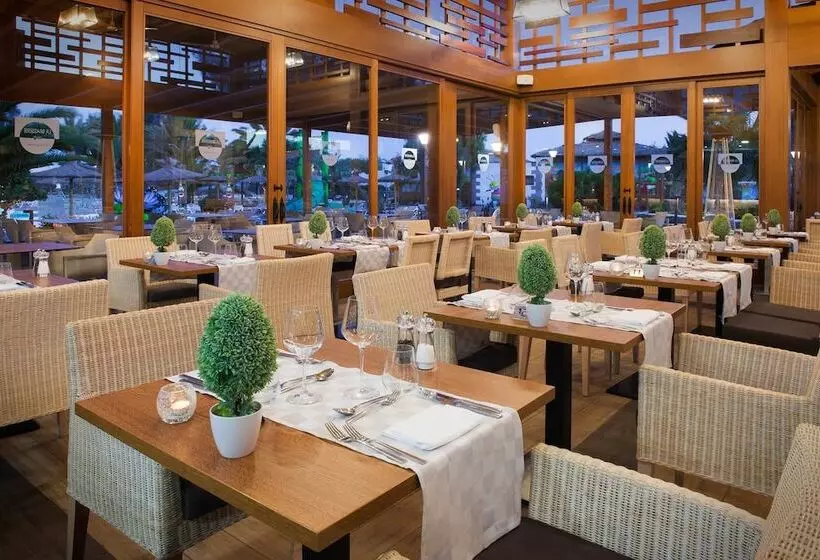 Elba Lanzarote Royal Village Resort