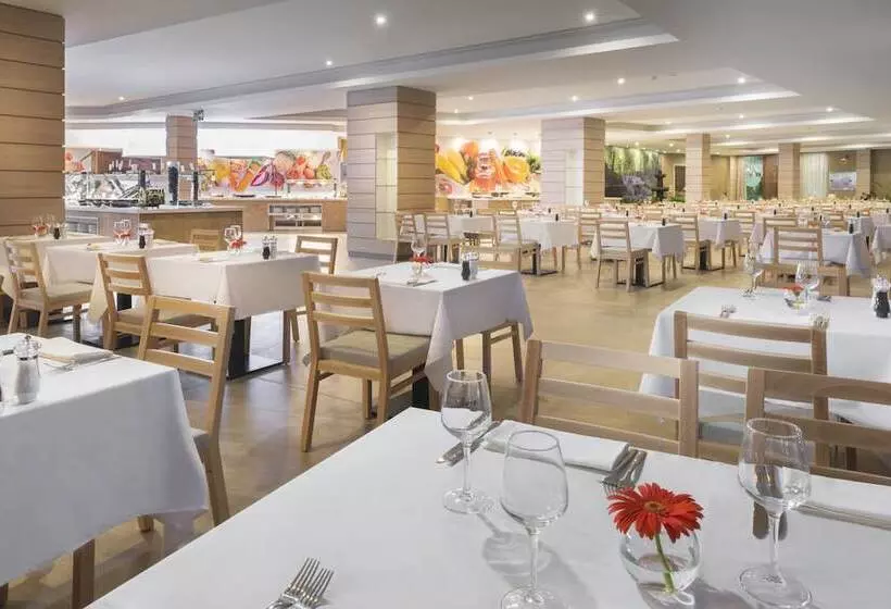 Elba Lanzarote Royal Village Resort