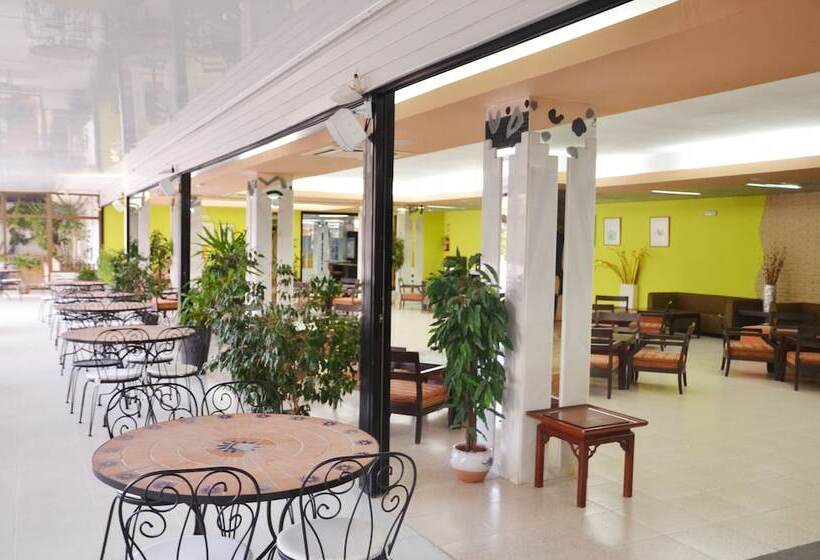 Azuline Hoteles Mar Amantis & Ii