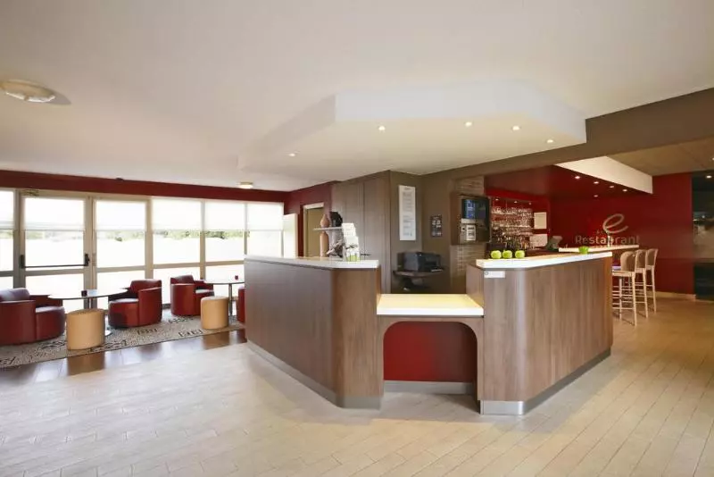 酒店 Campanile Dunkerque Sud Loon Plage