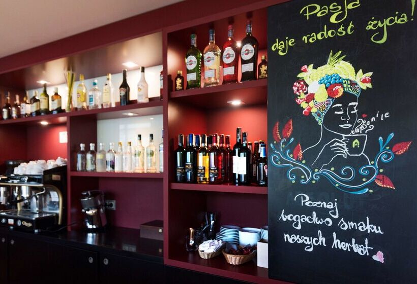 בית מלון כפרי Campanile Wroclaw   Stare Miasto