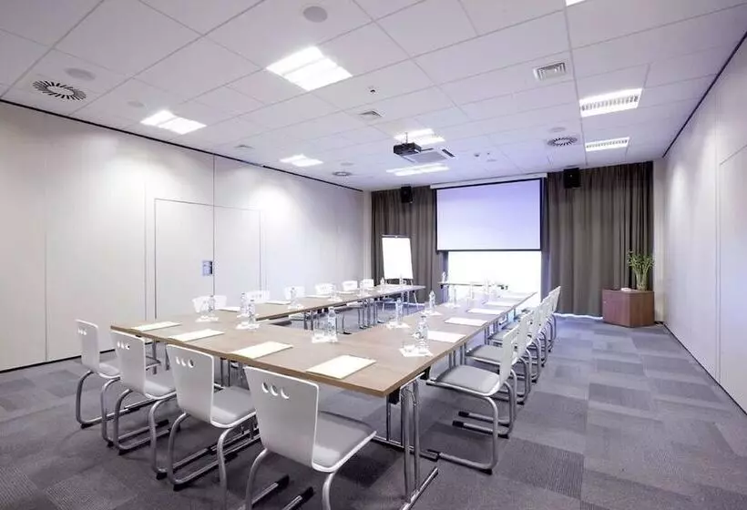 فندق Campanile Wroclaw Stare Miasto