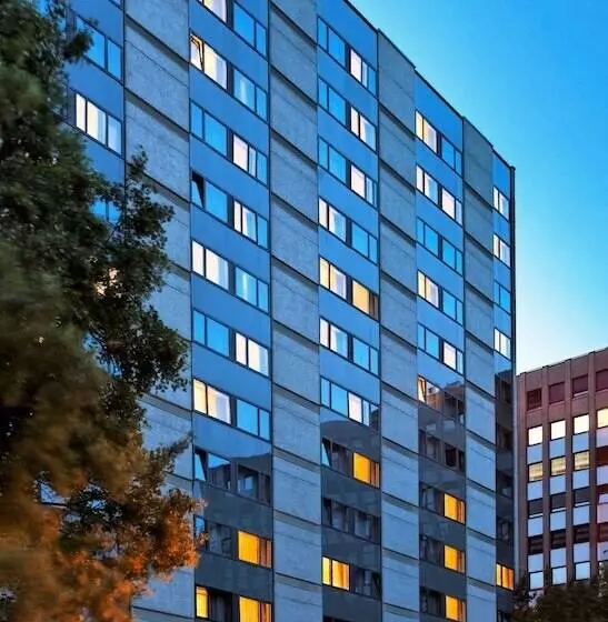 ホテル Courtyard By Marriott Düsseldorf Seestern