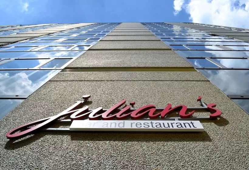 ホテル Courtyard By Marriott Düsseldorf Seestern