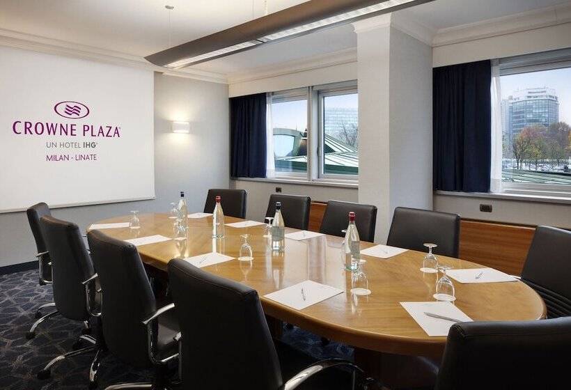 בית מלון כפרי Crowne Plaza Milan Linate, An Ihg