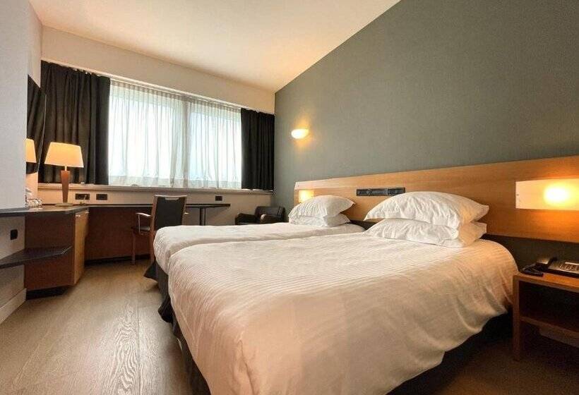 בית מלון כפרי Crowne Plaza Milan Linate, An Ihg