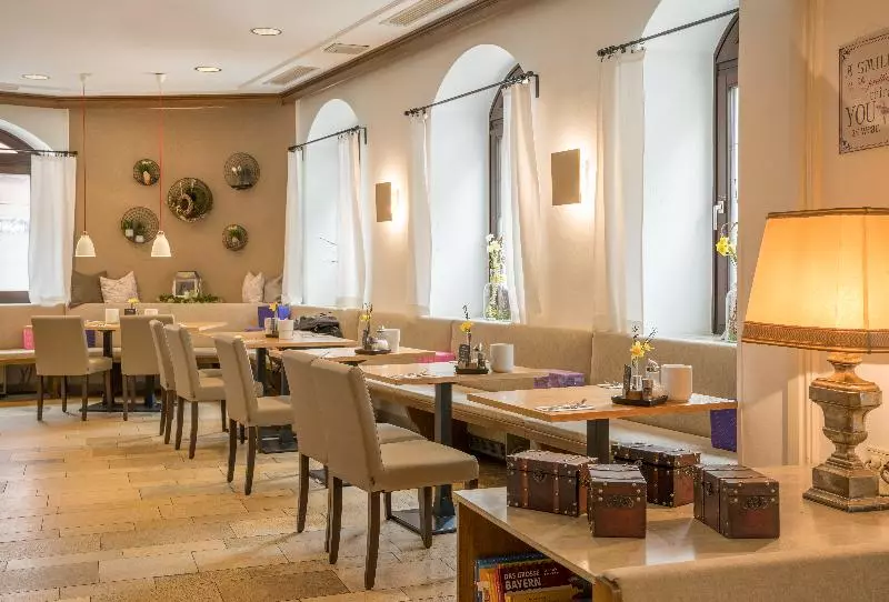 فندق Der Salzburger Hof