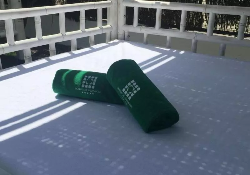 ホテル Duques De Medinaceli