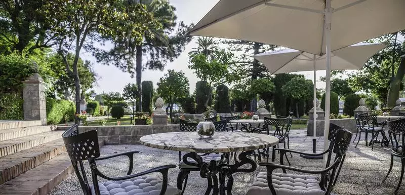 ホテル Duques De Medinaceli