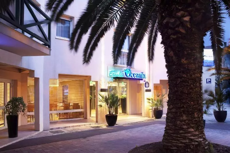 فندق Hôtel Akena Biarritz   Grande Plage