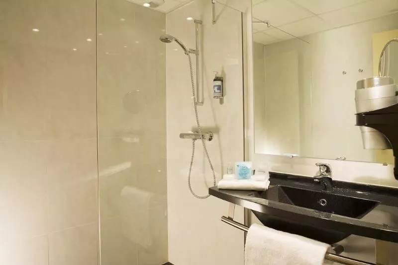 فندق Hôtel Akena Biarritz   Grande Plage