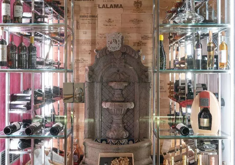 هتل Europe Villa Cortes Gl