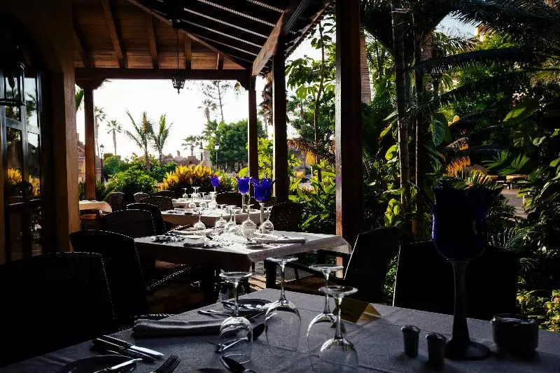 هتل Europe Villa Cortes Gl