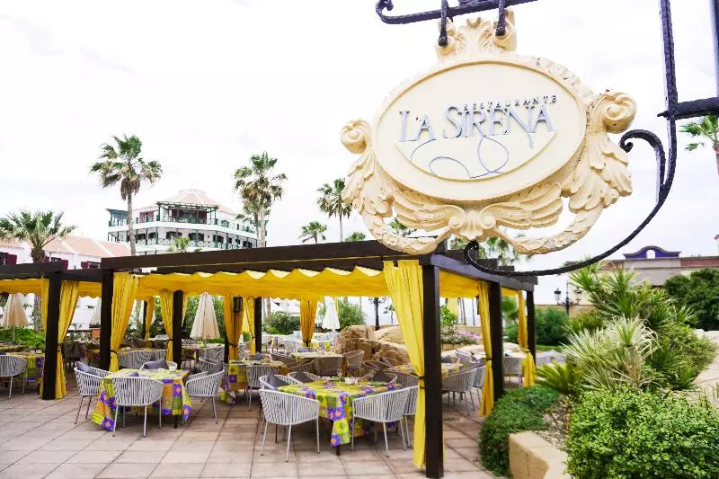 هتل Europe Villa Cortes Gl