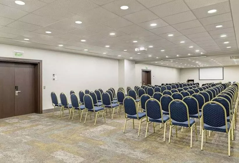 فندق Four Points by Sheraton Santiago