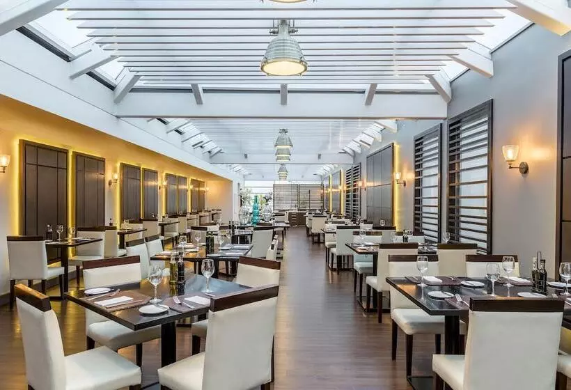 فندق Four Points by Sheraton Santiago